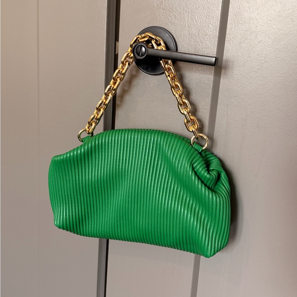 Green Pleated Handbag with Gold Chain